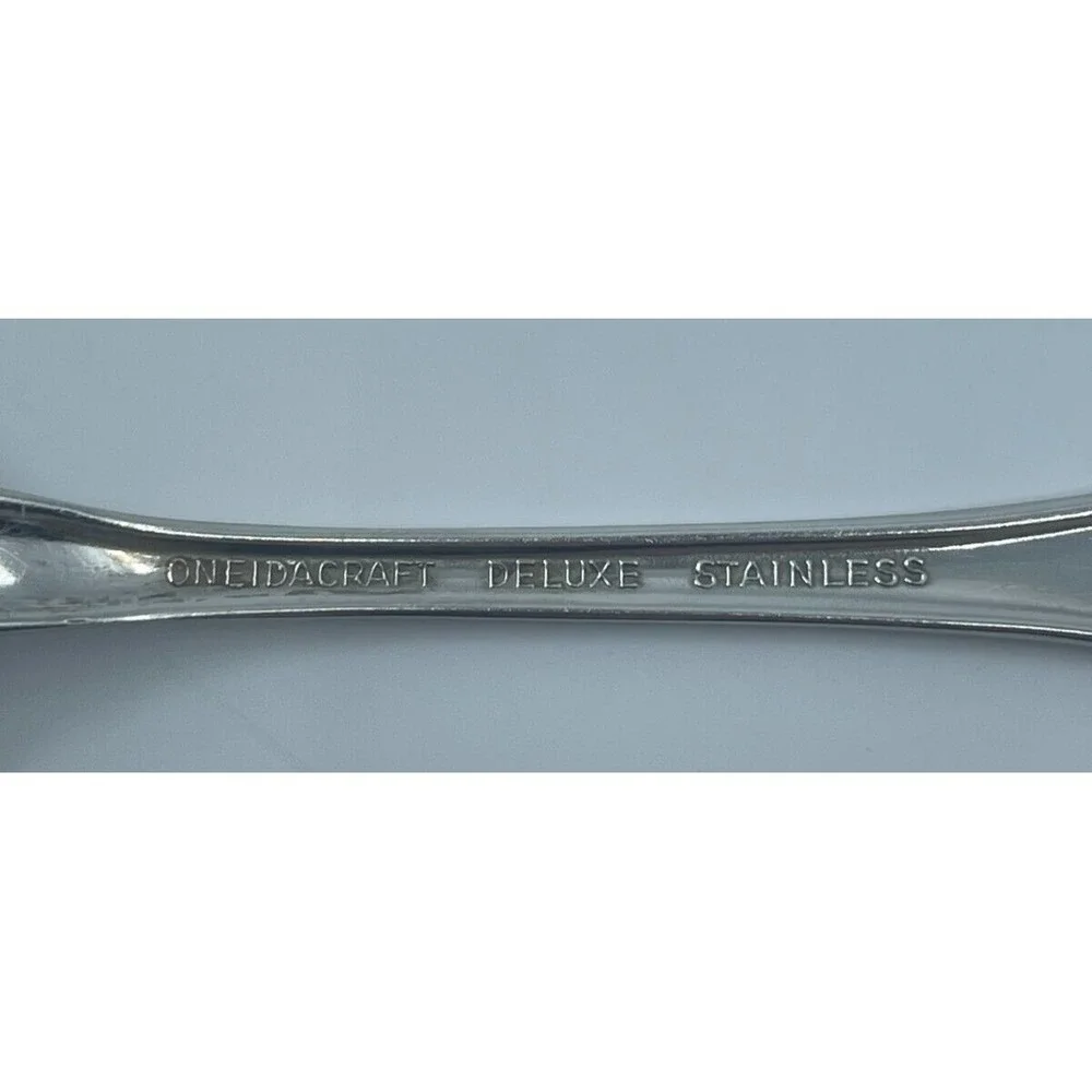 Oneida Chateau Set of 2 Soup Spoons Oneidacraft Deluxe Stainless Flatware 7